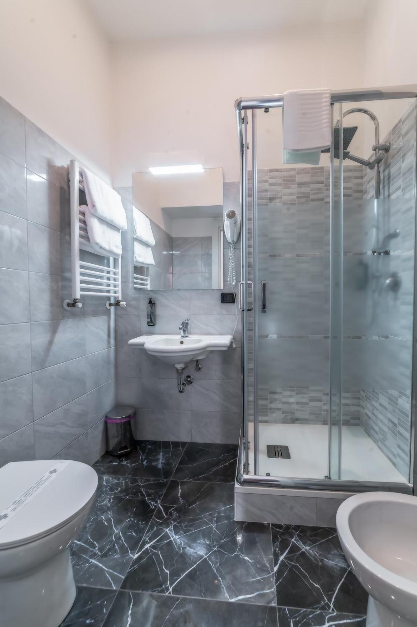 Rome In Love B&B - Termini Train Station Ngoại thất bức ảnh
